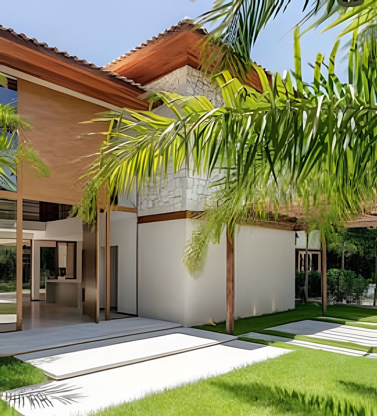 Casa c/ piscina privativa Praia do Forte